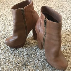 Steve Madden Booties Size 6